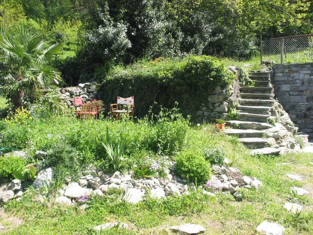 Casa In Koenigs Garten Apartment Intragna Exterior photo